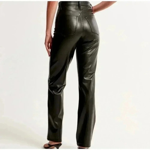 Abercrombie and Fitch The 90s Straight Ultra High Rise Size 30/10 - Picture 2 of 6